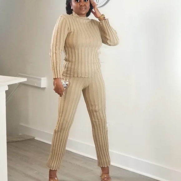 Knit set - Picture 2 of 2